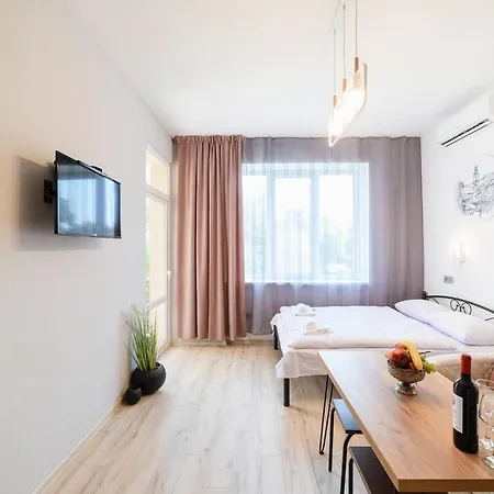 затишні смарт-квартири в історичному центрі!