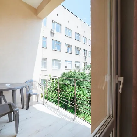 затишні смарт-квартири в історичному центрі! Apartment *