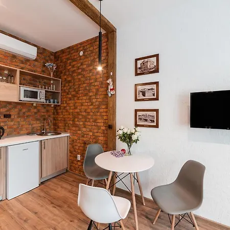 Apartment затишні смарт-квартири в історичному центрі! *