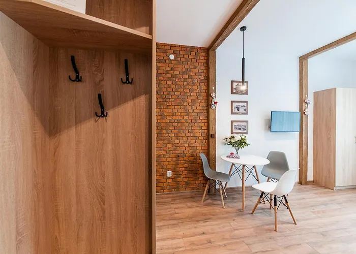Apartment затишні смарт-квартири в історичному центрі! Uschhorod